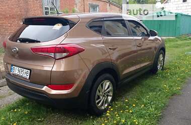 Внедорожник / Кроссовер Hyundai Tucson 2016 в Полтаве