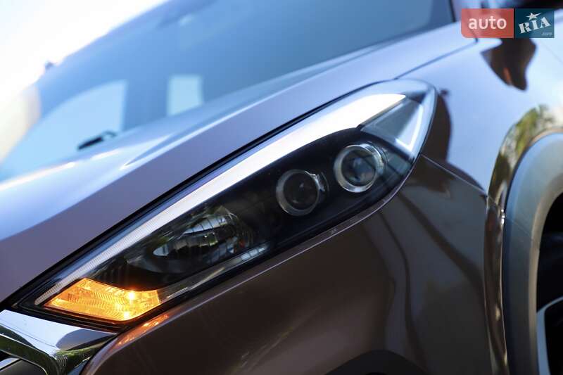 Позашляховик / Кросовер Hyundai Tucson 2016 в Дрогобичі