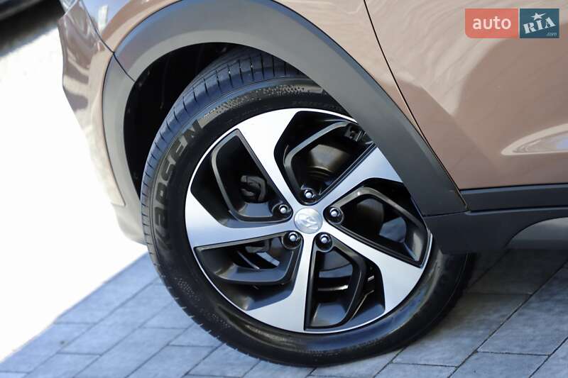Позашляховик / Кросовер Hyundai Tucson 2016 в Дрогобичі