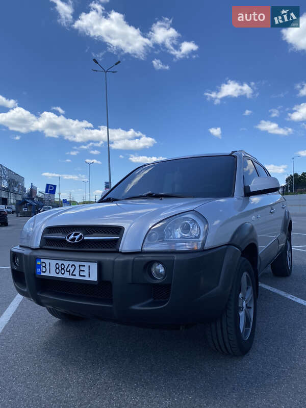 Внедорожник / Кроссовер Hyundai Tucson 2007 в Полтаве