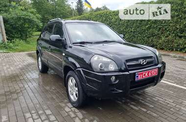 Позашляховик / Кросовер Hyundai Tucson 2008 в Луцьку