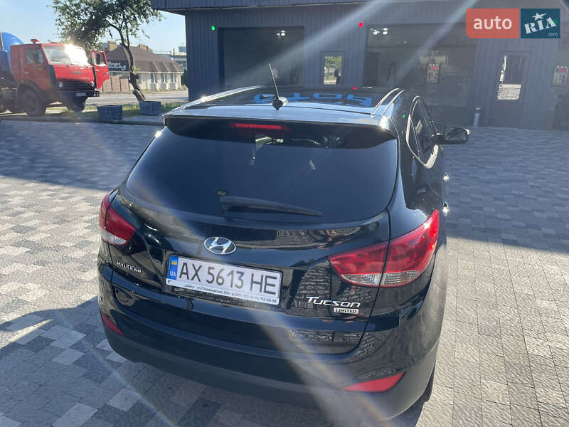 Внедорожник / Кроссовер Hyundai Tucson 2012 в Харькове