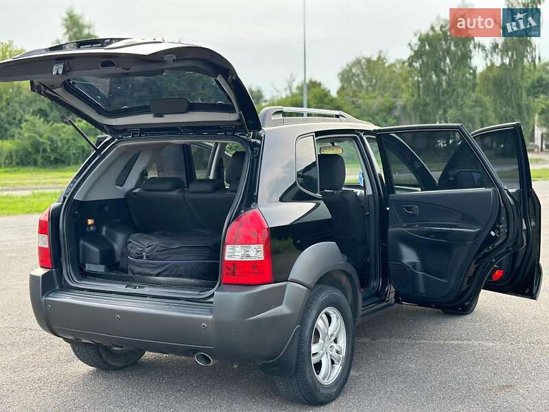 Внедорожник / Кроссовер Hyundai Tucson 2008 в Львове