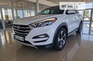 Внедорожник / Кроссовер Hyundai Tucson 2016 в Ровно