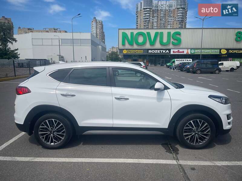 Позашляховик / Кросовер Hyundai Tucson 2019 в Києві
