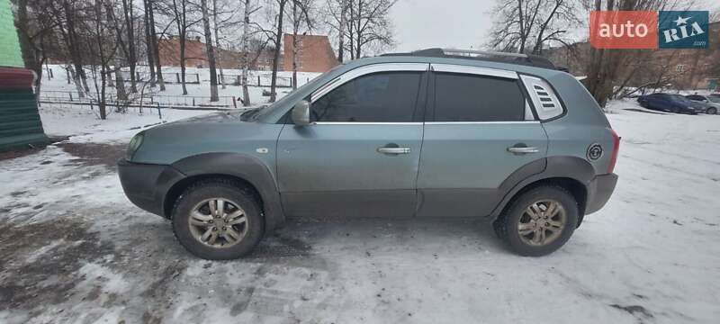 Позашляховик / Кросовер Hyundai Tucson 2008 в Сумах