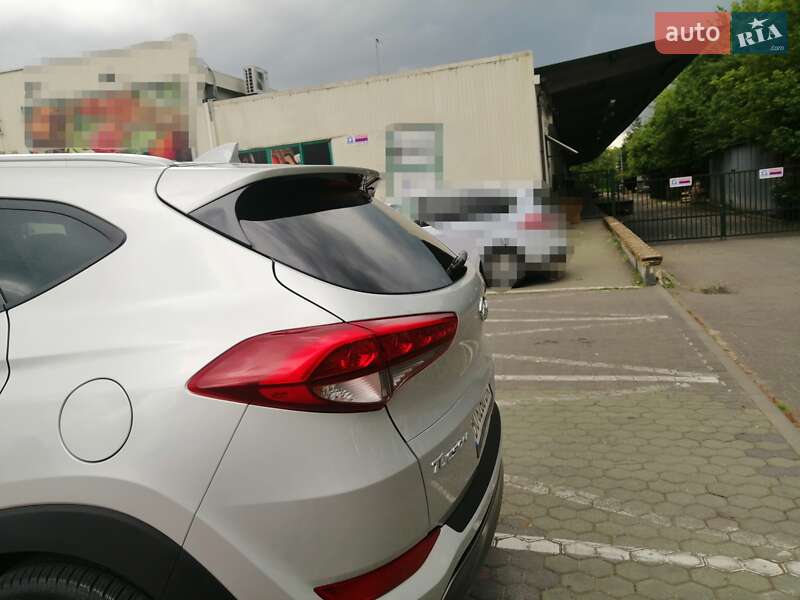 Позашляховик / Кросовер Hyundai Tucson 2015 в Тернополі