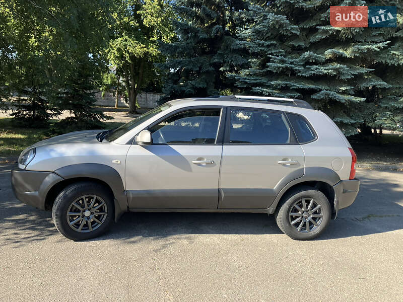 Внедорожник / Кроссовер Hyundai Tucson 2009 в Лозовой фото 3 Внедорожник / Кроссовер Hyundai Tucson 2009 в Лозовой