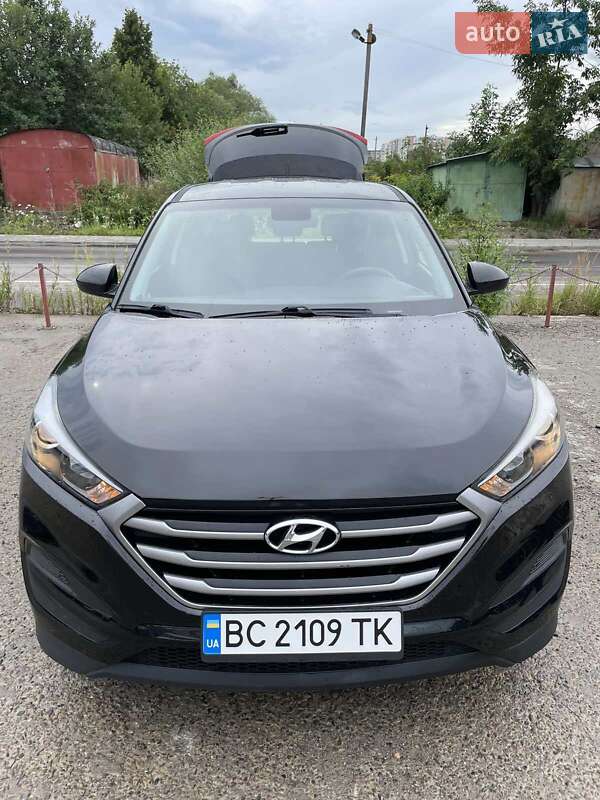 Позашляховик / Кросовер Hyundai Tucson 2016 в Львові