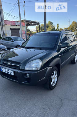 Позашляховик / Кросовер Hyundai Tucson 2006 в Чернігові