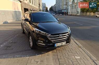 Внедорожник / Кроссовер Hyundai Tucson 2017 в 