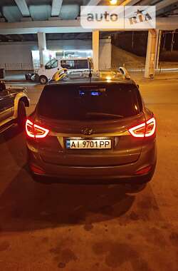 Внедорожник / Кроссовер Hyundai Tucson 2014 в 