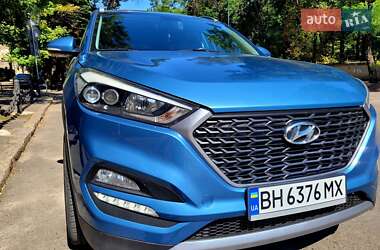 Позашляховик / Кросовер Hyundai Tucson 2016 в 