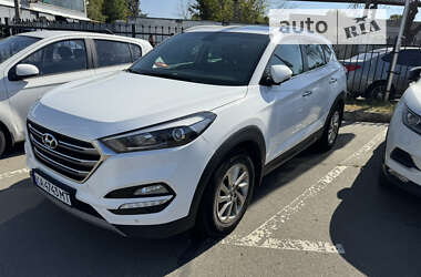 Внедорожник / Кроссовер Hyundai Tucson 2017 в Киеве