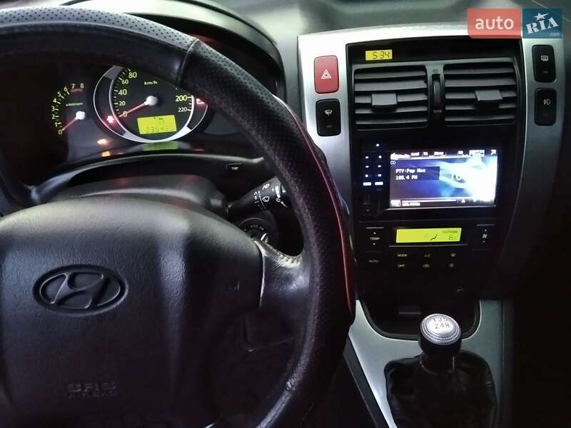 Позашляховик / Кросовер Hyundai Tucson 2008 в Чернігові