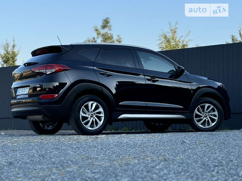 Позашляховик / Кросовер Hyundai Tucson 2016 в Самборі