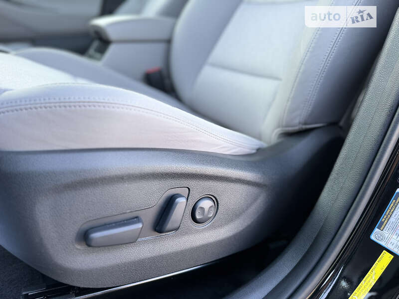 Позашляховик / Кросовер Hyundai Tucson 2016 в Самборі