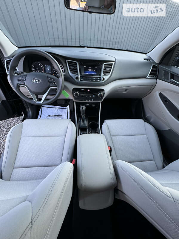 Позашляховик / Кросовер Hyundai Tucson 2016 в Самборі