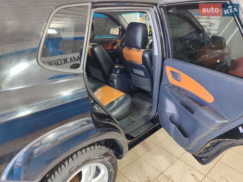 Позашляховик / Кросовер Hyundai Tucson 2005 в Добропіллі фото 14 Позашляховик / Кросовер Hyundai Tucson 2005 в Добропіллі