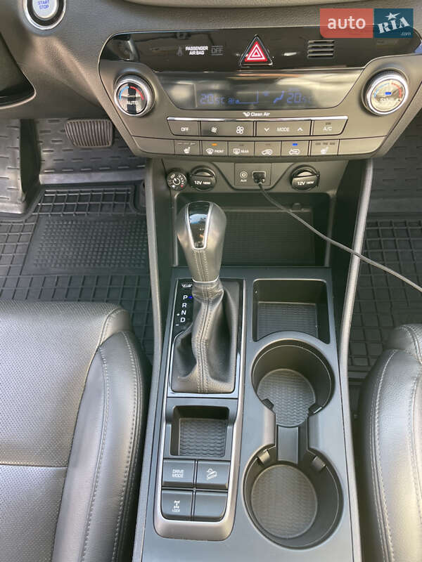 Позашляховик / Кросовер Hyundai Tucson 2017 в Івано-Франківську