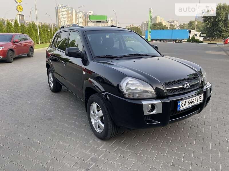 Внедорожник / Кроссовер Hyundai Tucson 2006 в Корсуне-Шевченковском