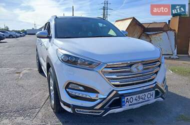 Внедорожник / Кроссовер Hyundai Tucson 2016 в Ужгороде