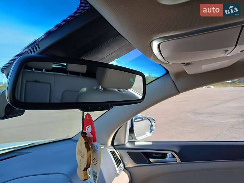 Позашляховик / Кросовер Hyundai Tucson 2016 в Ужгороді