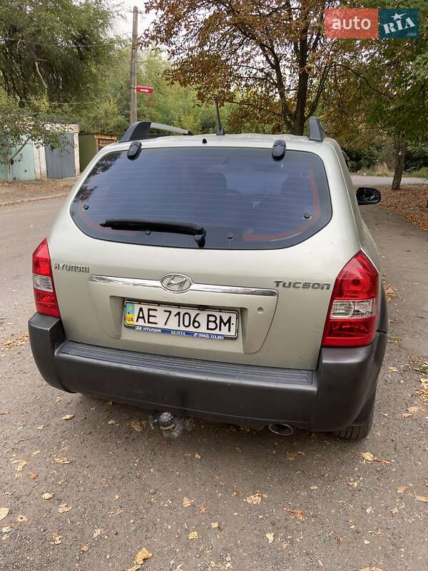 Позашляховик / Кросовер Hyundai Tucson 2007 в Кривому Розі фото 6 Позашляховик / Кросовер Hyundai Tucson 2007 в Кривому Розі