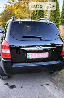 Позашляховик / Кросовер Hyundai Tucson 2006 в Черкасах