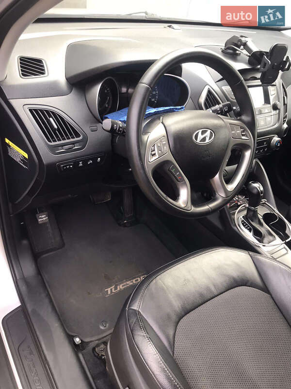 Внедорожник / Кроссовер Hyundai Tucson 2014 в Одессе
