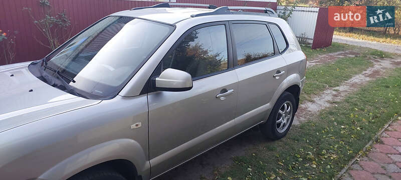 Внедорожник / Кроссовер Hyundai Tucson 2008 в Умани