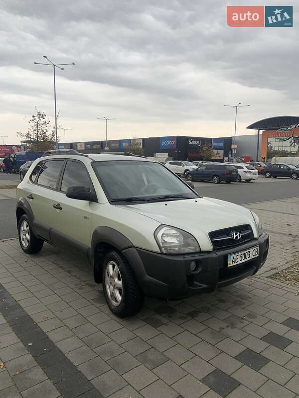 Внедорожник / Кроссовер Hyundai Tucson 2005 в Львове