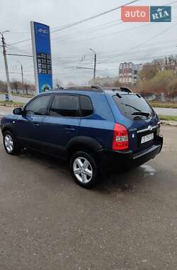 Позашляховик / Кросовер Hyundai Tucson 2004 в Чернівцях