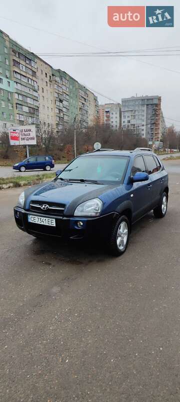 Позашляховик / Кросовер Hyundai Tucson 2004 в Чернівцях