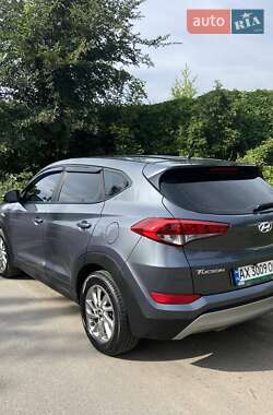 Внедорожник / Кроссовер Hyundai Tucson 2016 в Харькове