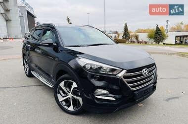 Позашляховик / Кросовер Hyundai Tucson 2017 в Києві