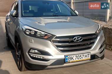 Позашляховик / Кросовер Hyundai Tucson 2015 в Рівному