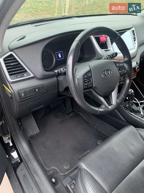 Внедорожник / Кроссовер Hyundai Tucson 2016 в Киеве