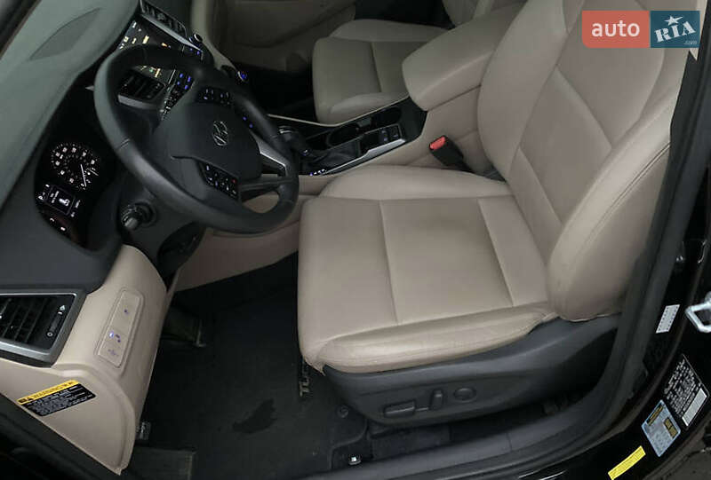 Позашляховик / Кросовер Hyundai Tucson 2017 в Києві фото 16 Позашляховик / Кросовер Hyundai Tucson 2017 в Києві