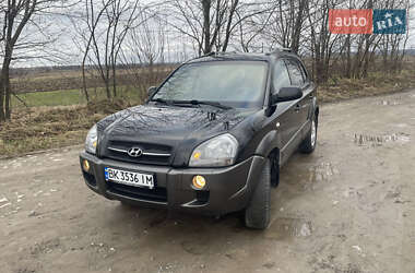 Внедорожник / Кроссовер Hyundai Tucson 2005 в Ровно