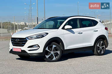 Позашляховик / Кросовер Hyundai Tucson 2015 в Львові