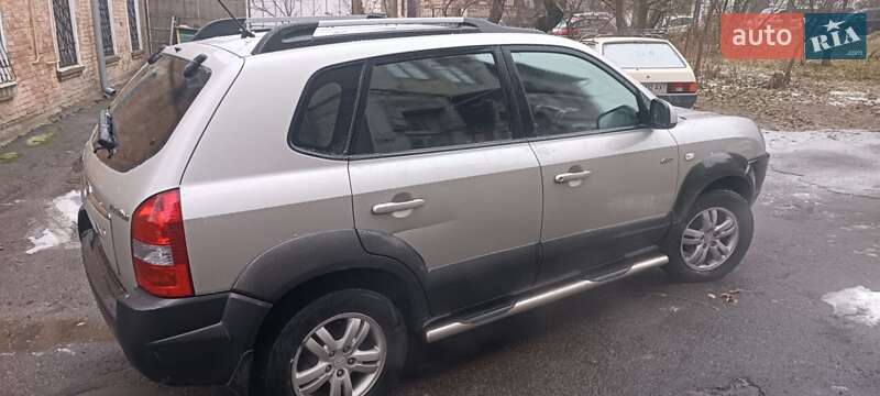 Позашляховик / Кросовер Hyundai Tucson 2007 в Вінниці фото 6 Позашляховик / Кросовер Hyundai Tucson 2007 в Вінниці
