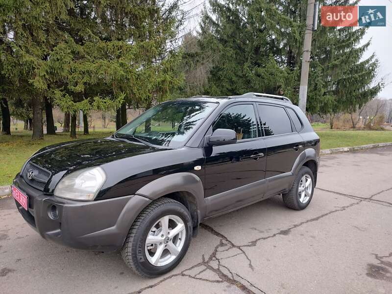 Позашляховик / Кросовер Hyundai Tucson 2006 в Рівному