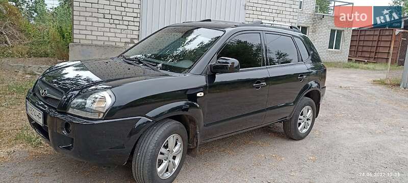 Позашляховик / Кросовер Hyundai Tucson 2009 в Глобиному