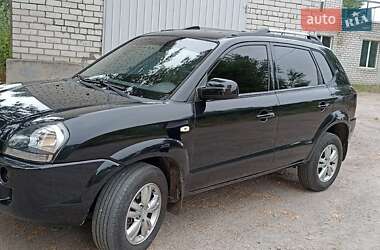 Внедорожник / Кроссовер Hyundai Tucson 2009 в 