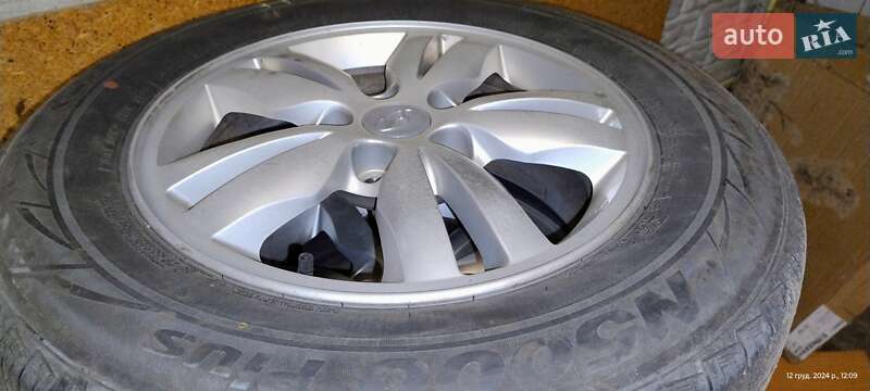 Позашляховик / Кросовер Hyundai Tucson 2009 в Глобиному