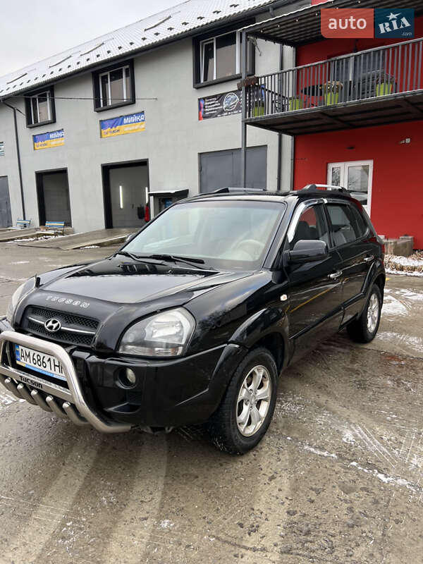 Внедорожник / Кроссовер Hyundai Tucson 2008 в Вараше