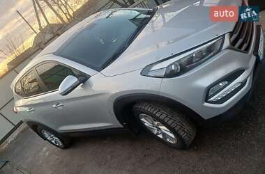 Позашляховик / Кросовер Hyundai Tucson 2016 в Білій Церкві