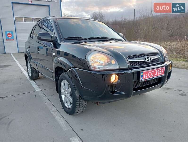 Внедорожник / Кроссовер Hyundai Tucson 2009 в Косове