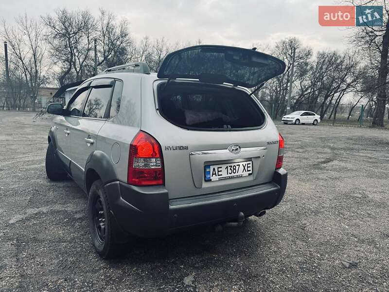 Позашляховик / Кросовер Hyundai Tucson 2008 в Павлограді